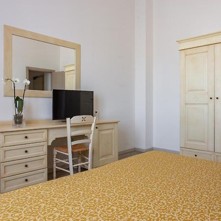 Rodia Inn Oristano Exterior photo
