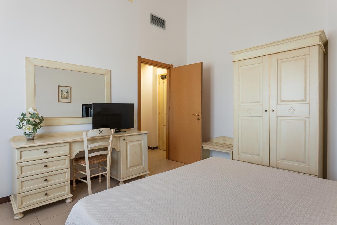 Rodia Inn Oristano Exterior photo