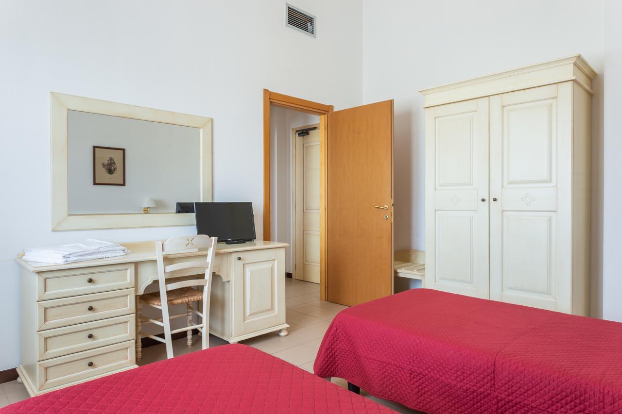 Rodia Inn Oristano Exterior photo