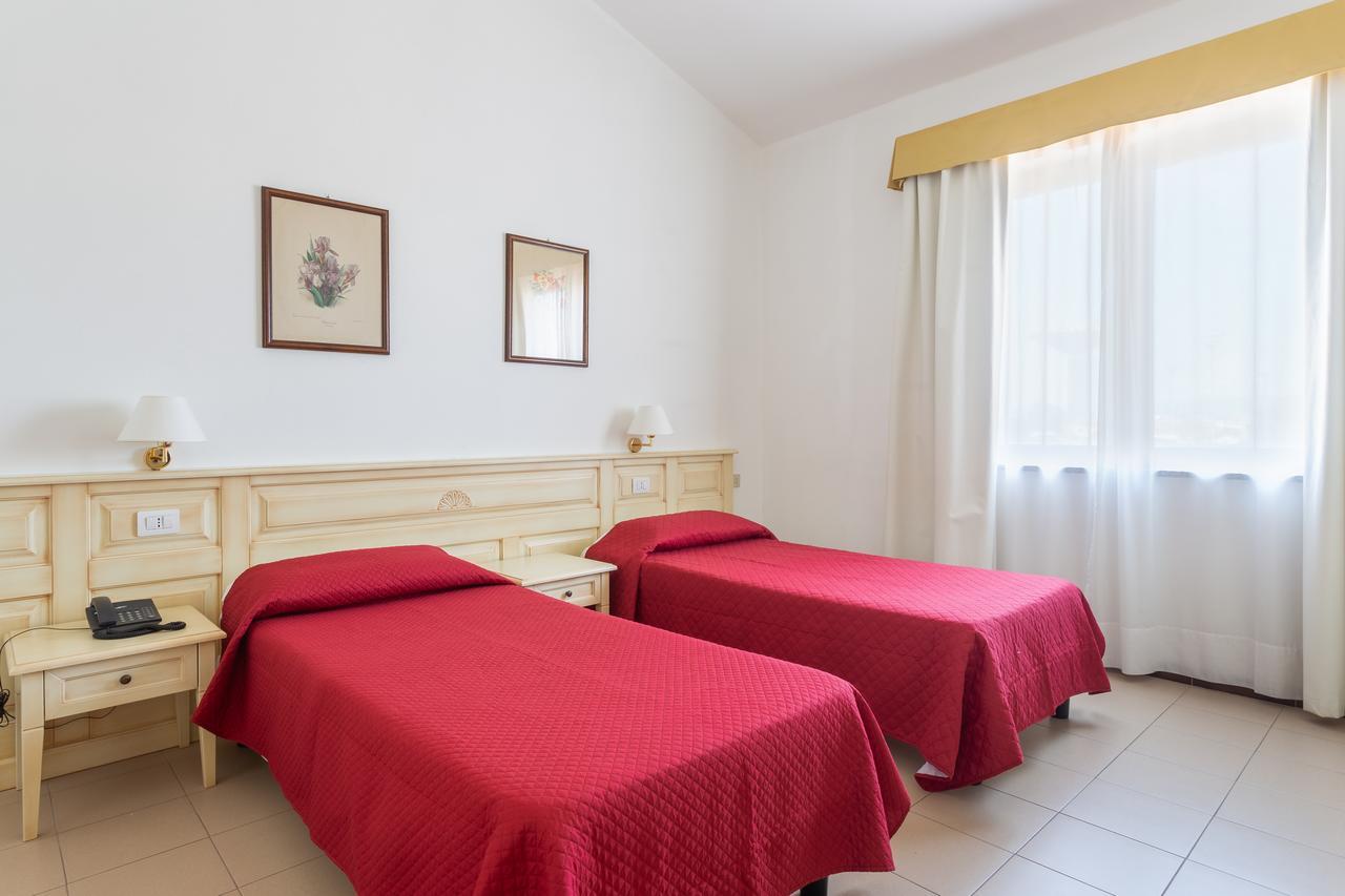 Rodia Inn Oristano Exterior photo