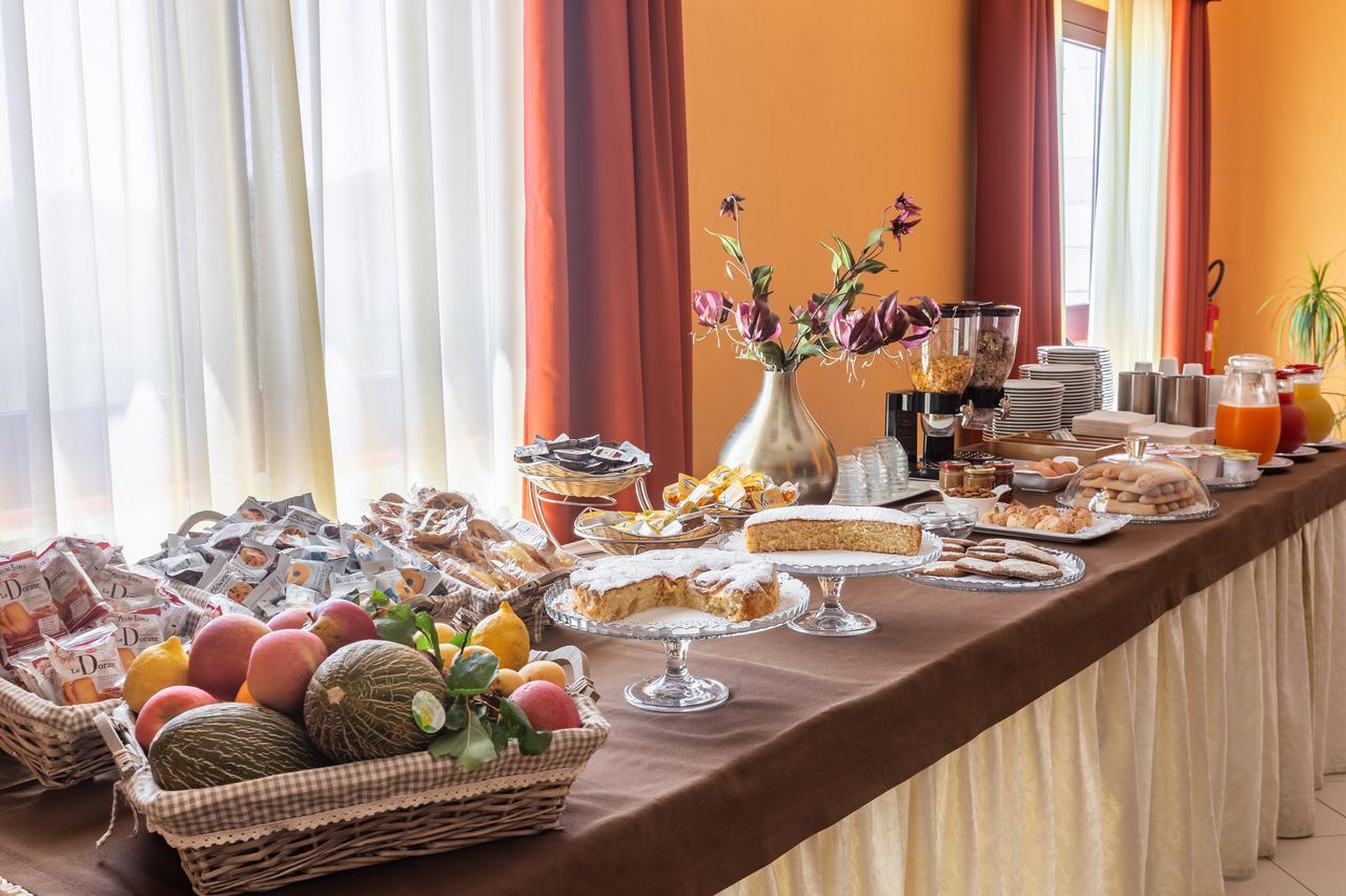Rodia Inn Oristano Exterior photo