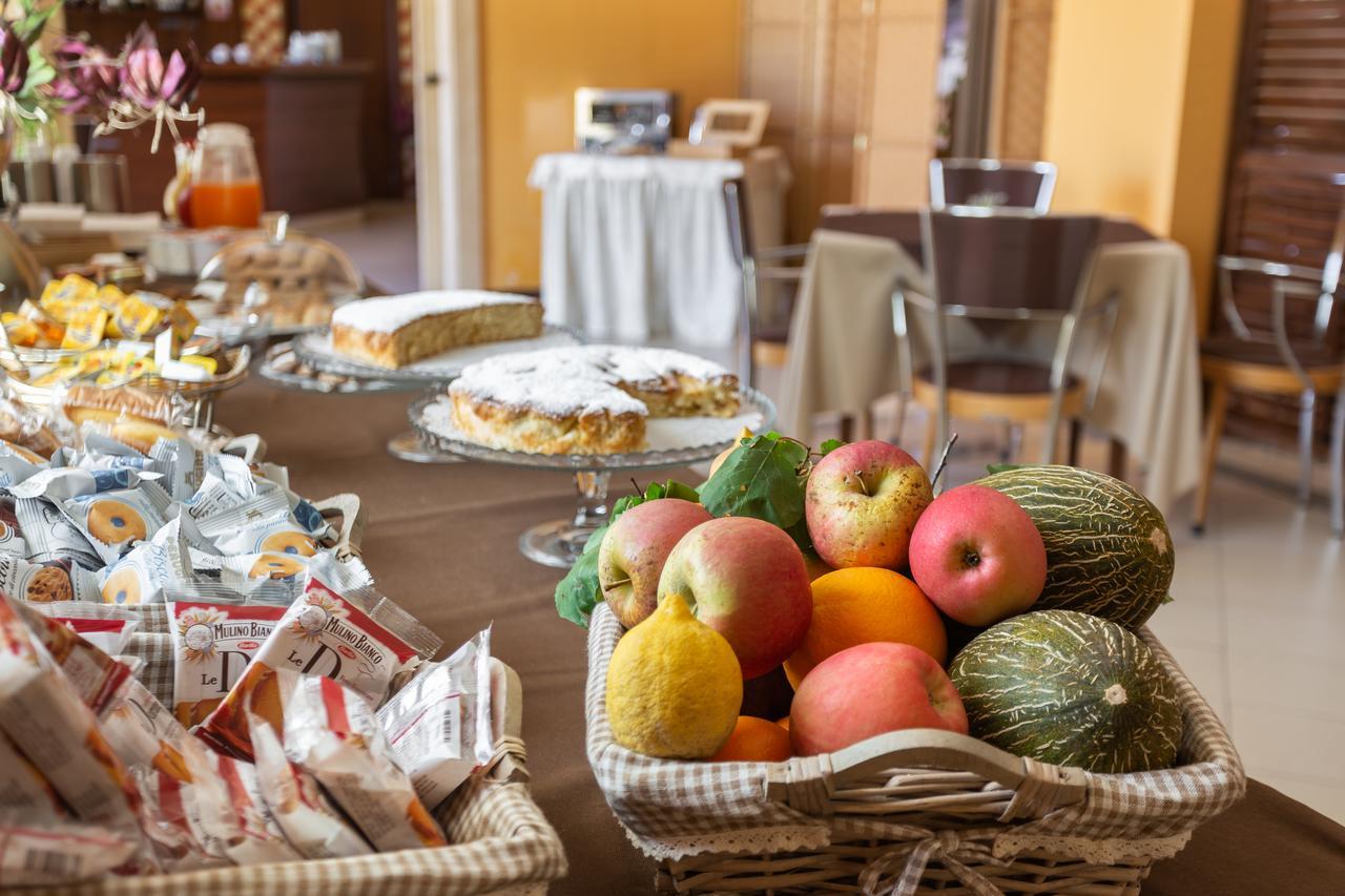Rodia Inn Oristano Exterior photo