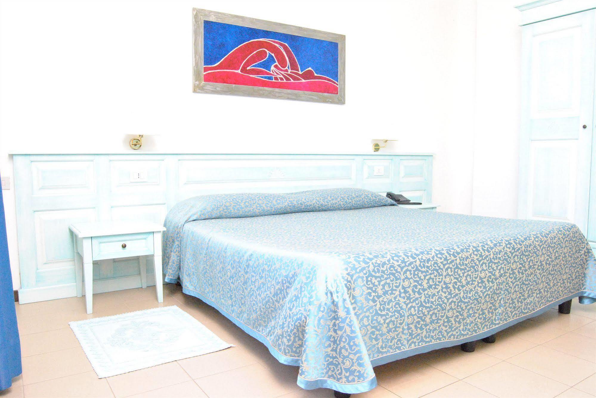 Rodia Inn Oristano Exterior photo