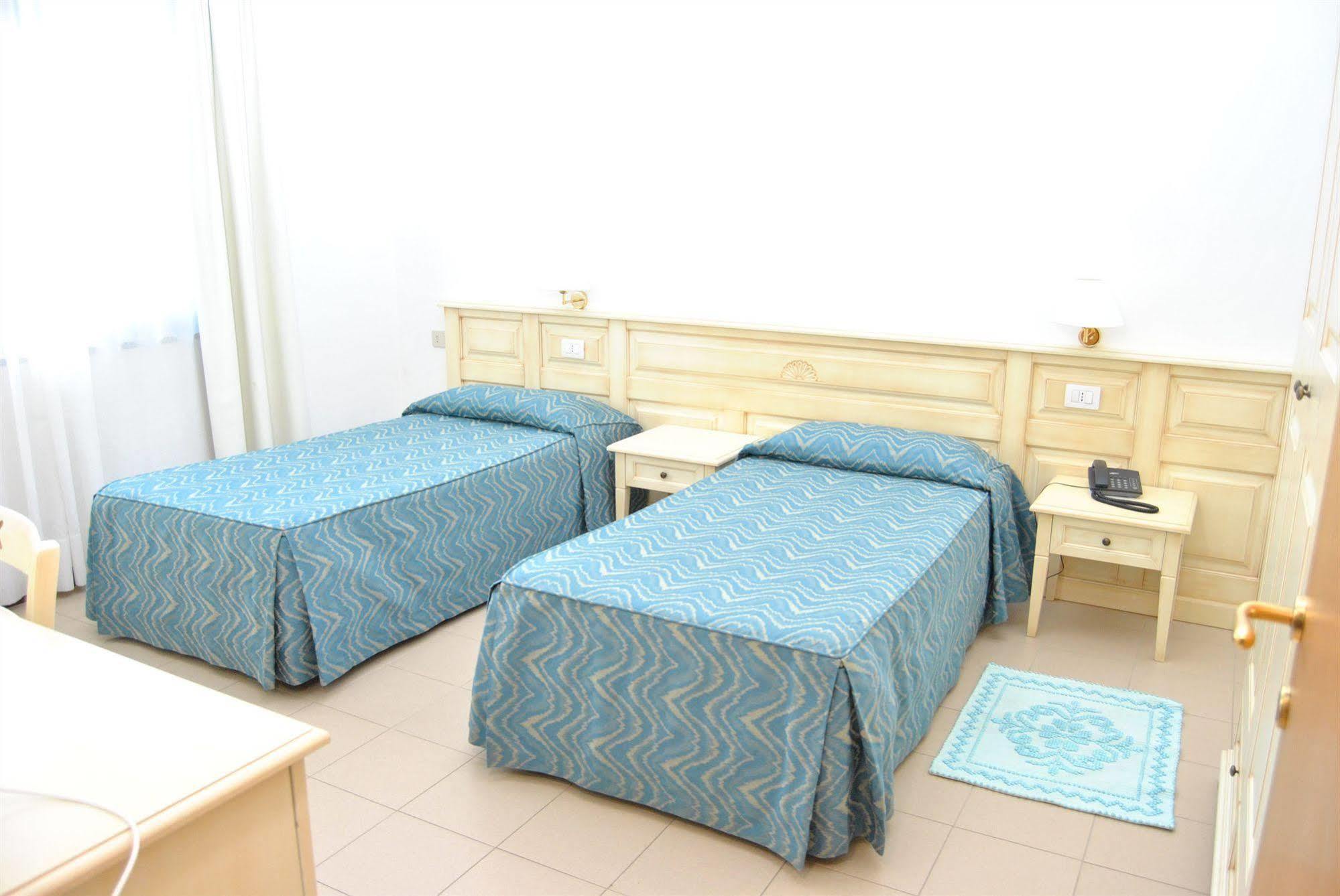 Rodia Inn Oristano Exterior photo